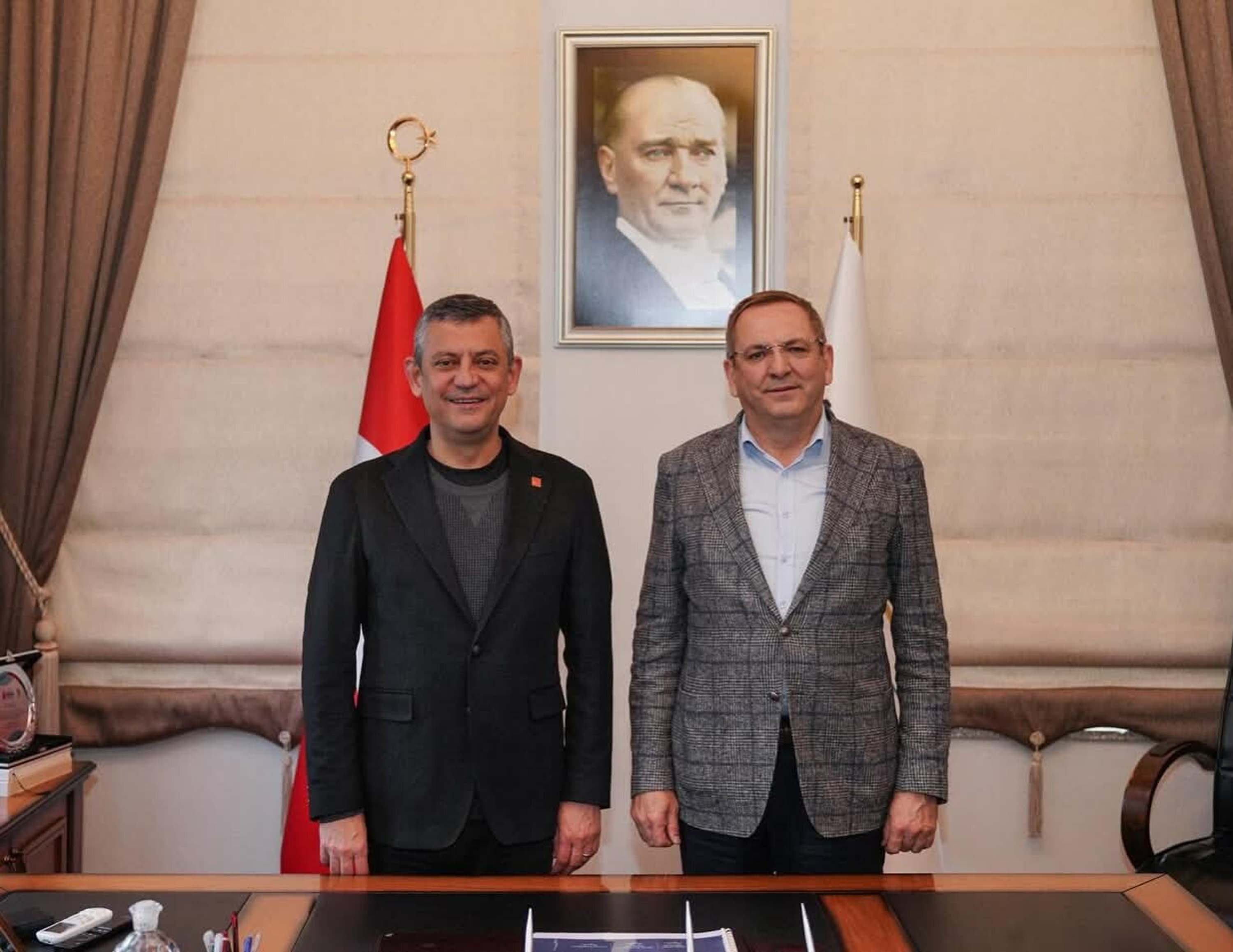 CHP Genel Başkanı Özgür Özel,