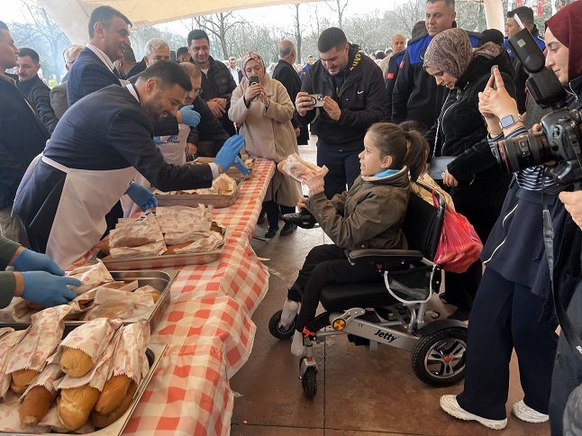 Kağıthane Belediye Başkanı Mevlüt Öztekin'in