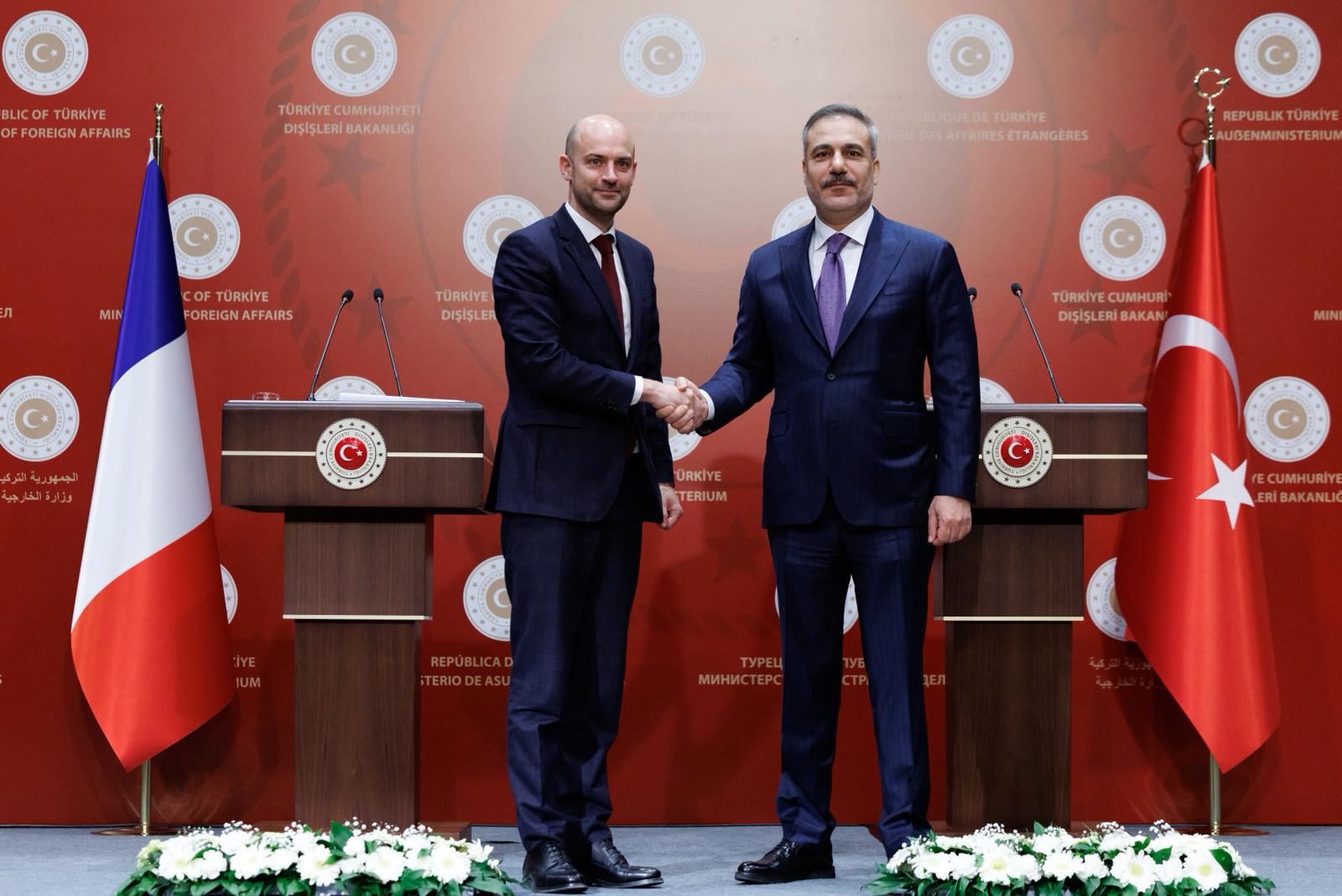 Dışişleri Bakanı Hakan Fidan, Fransız