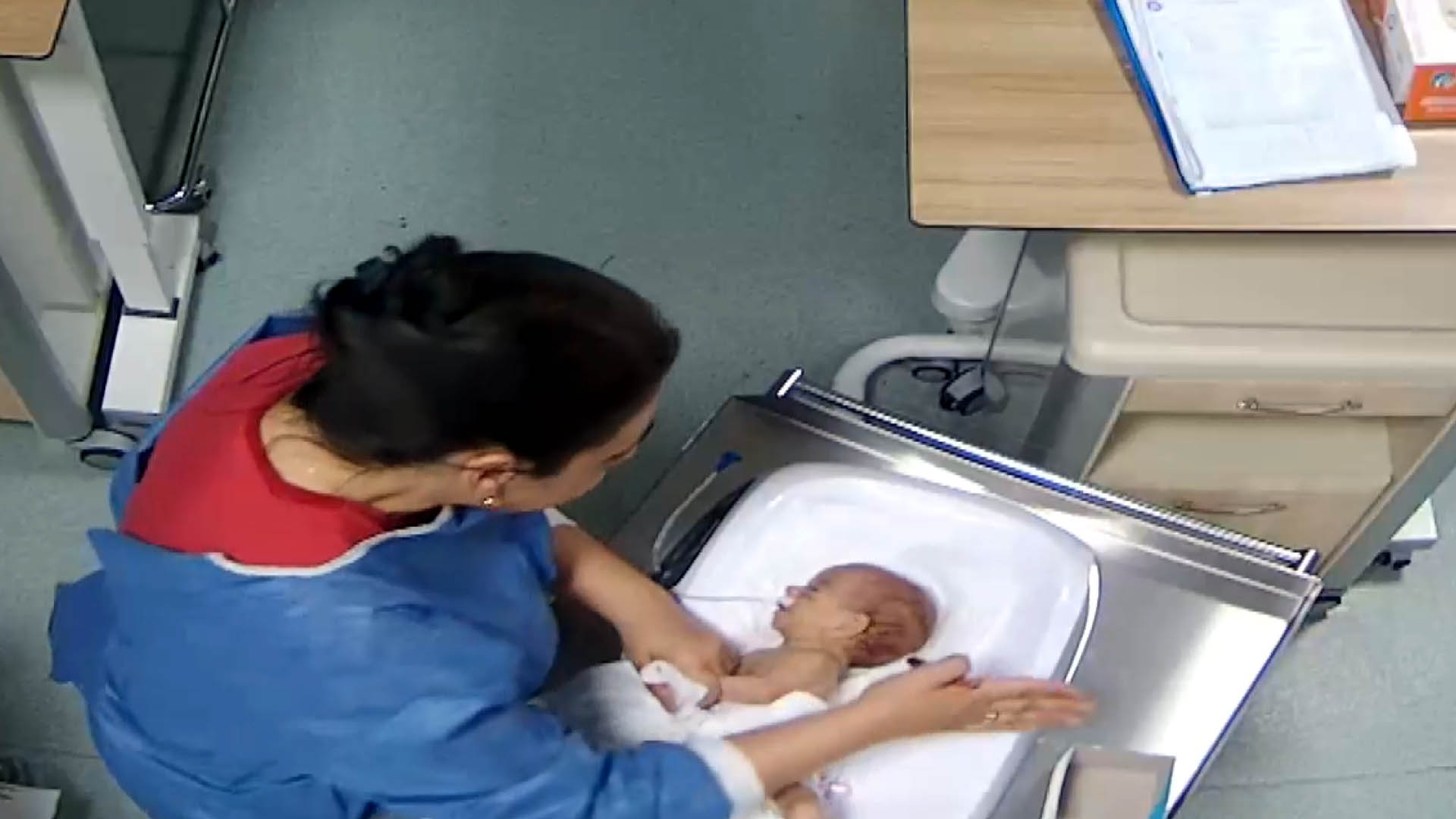 Kahramanmaraş'ta bebeğe şiddet uygulayan hemşirenin