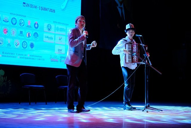 Prof. Dr. Yusuf Halaçoğlu, Akşehir