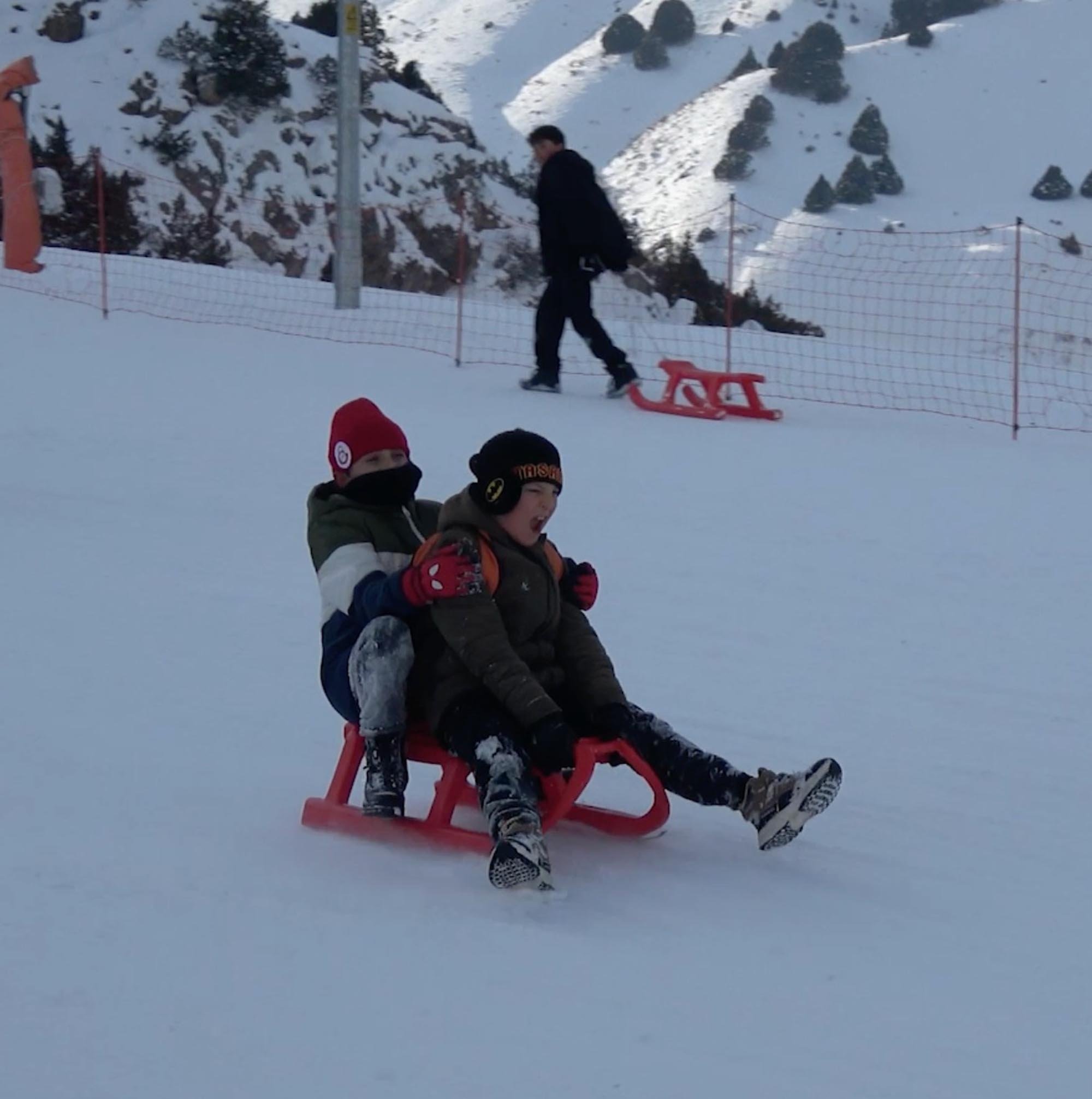 Erzincan Valisi Hamza Aydoğdu, kızak