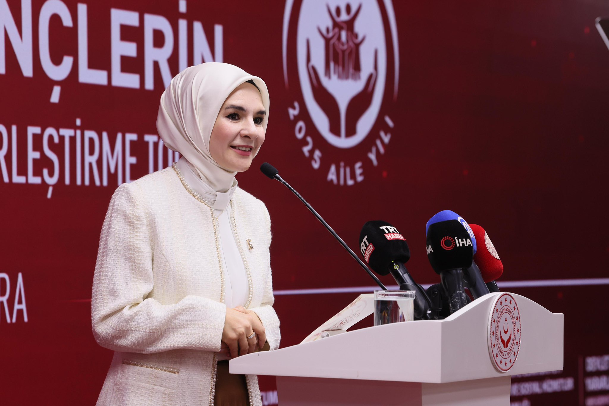 Aile ve Sosyal Hizmetler Bakanı