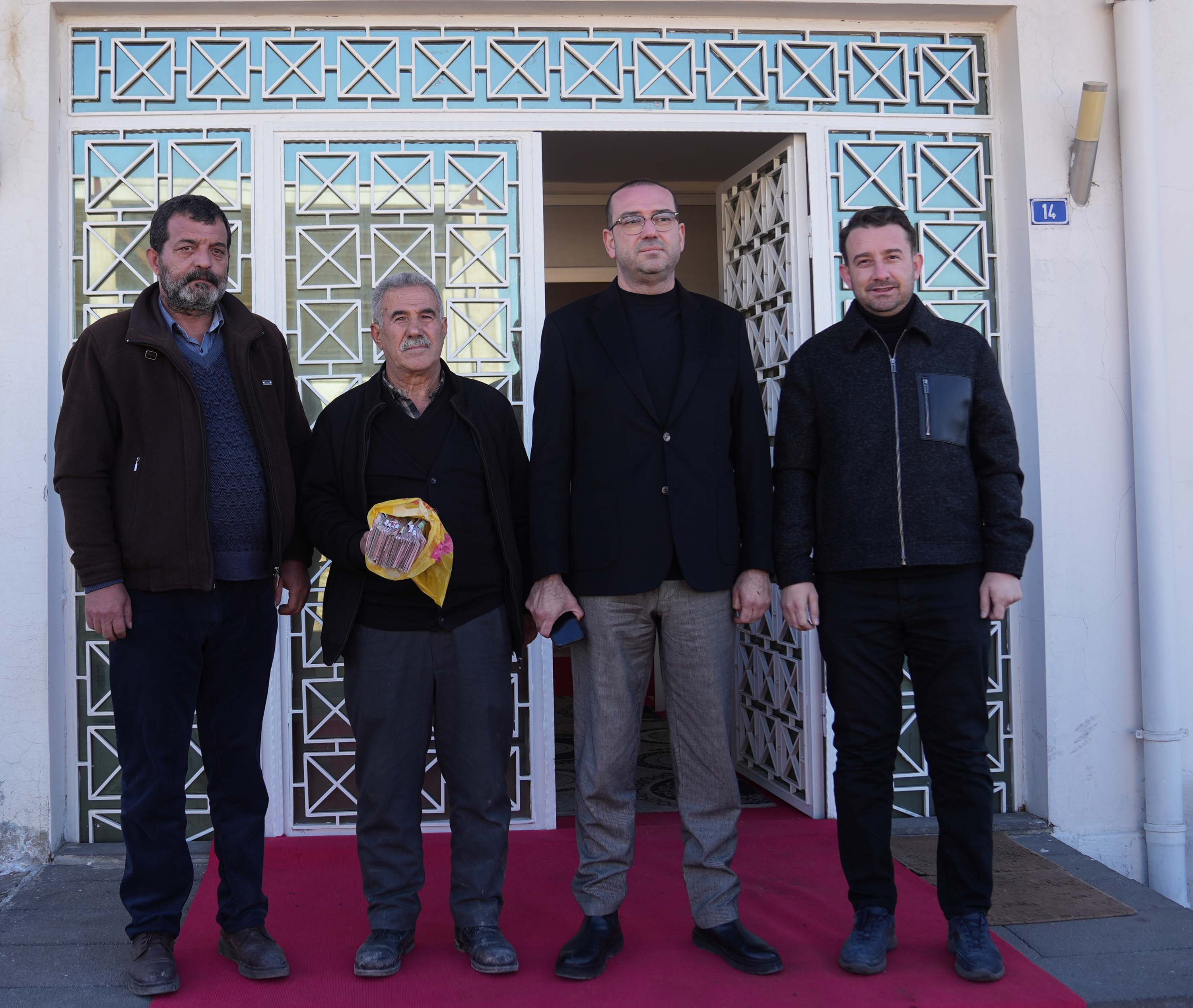 Gaziantep'te esnaf Hüseyin Ertürk'ün çöpe