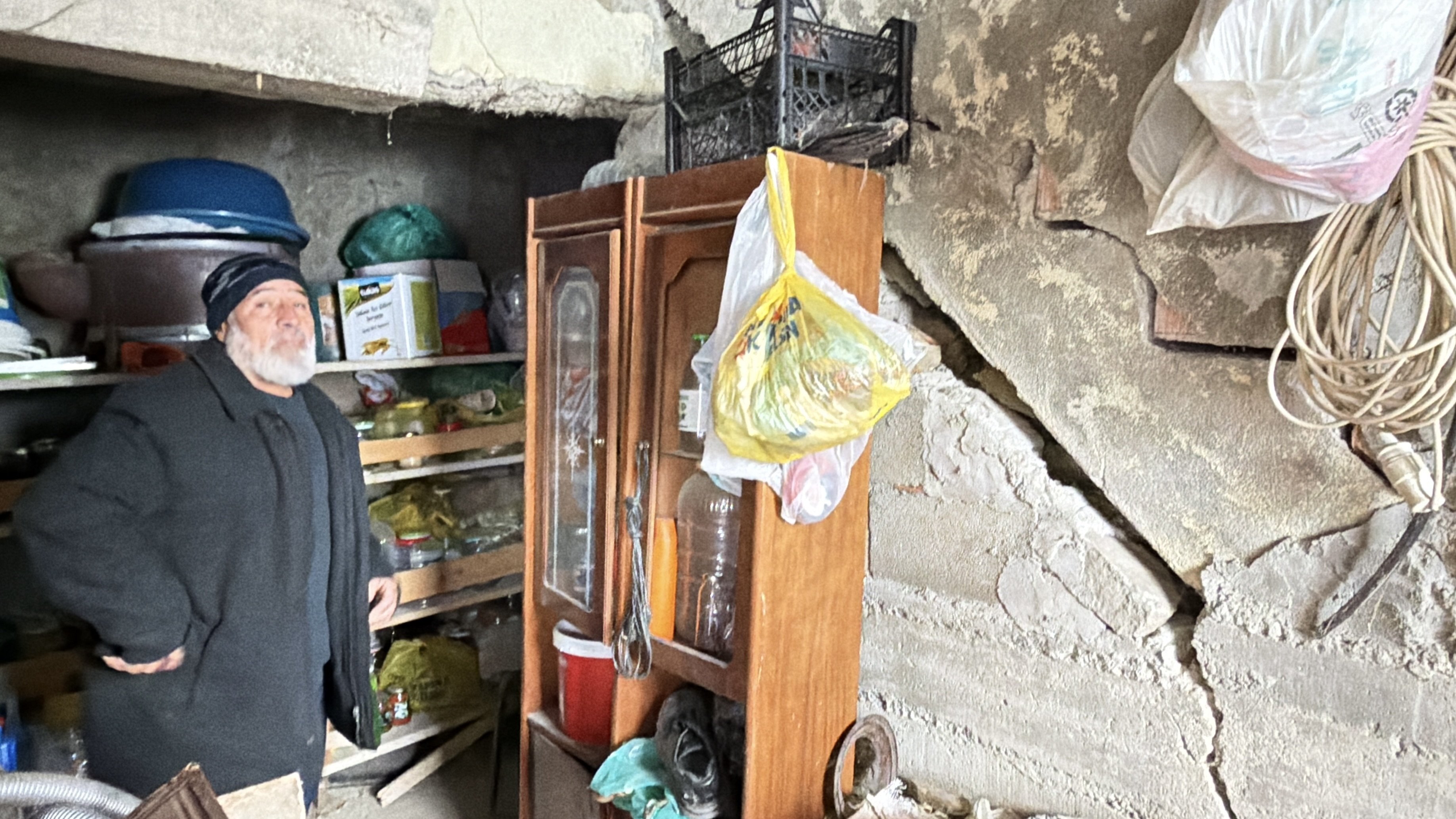 Bartın'ın Aşağıdere köyünde heyelan nedeniyle