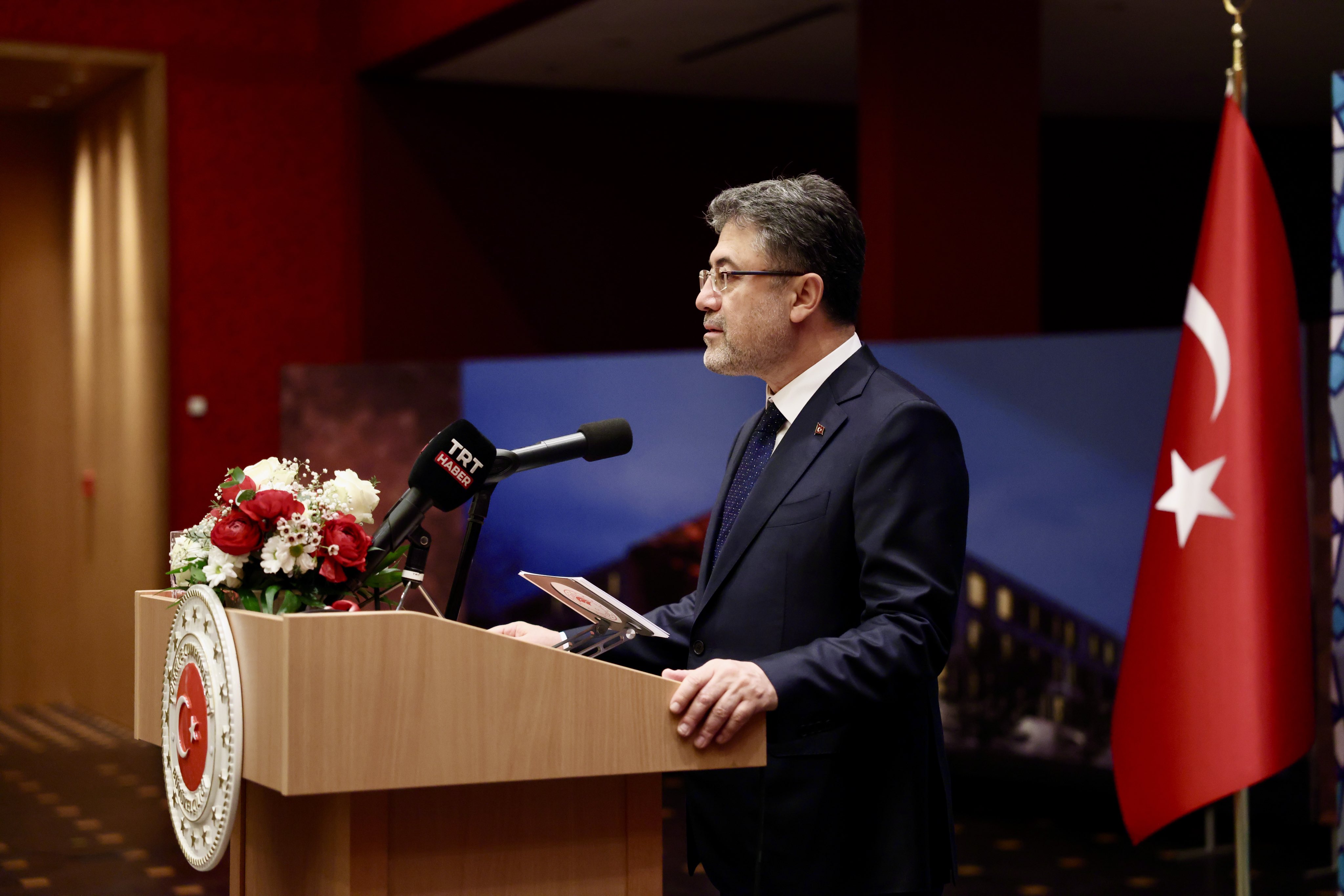 Bakan Yumaklı Berlin’de: ‘Ekonomik ve Kültürel Bağları Güçlendirecek İş Birliklerini Destekleyeceğiz’