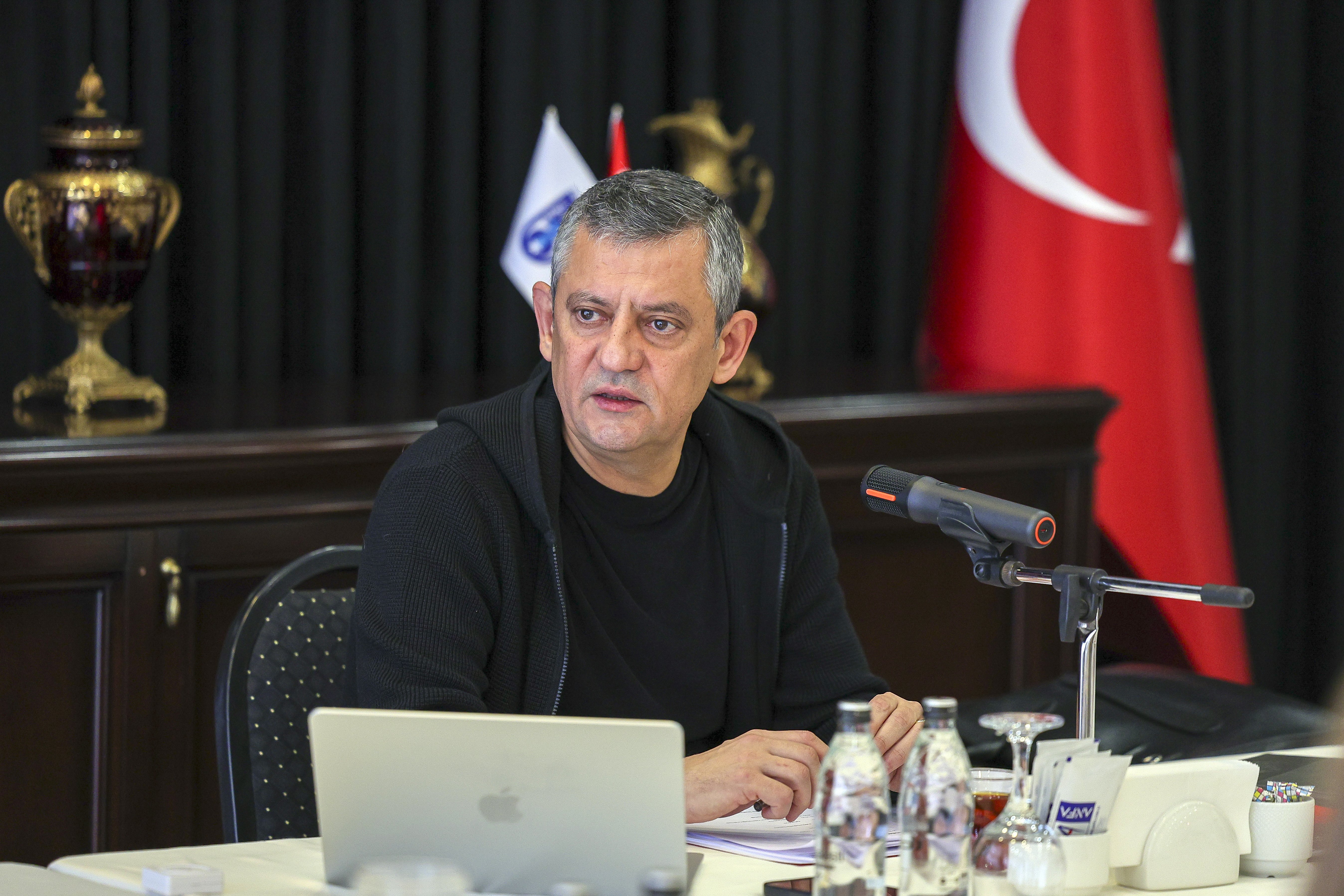 CHP Genel Başkanı Özgür Özel,