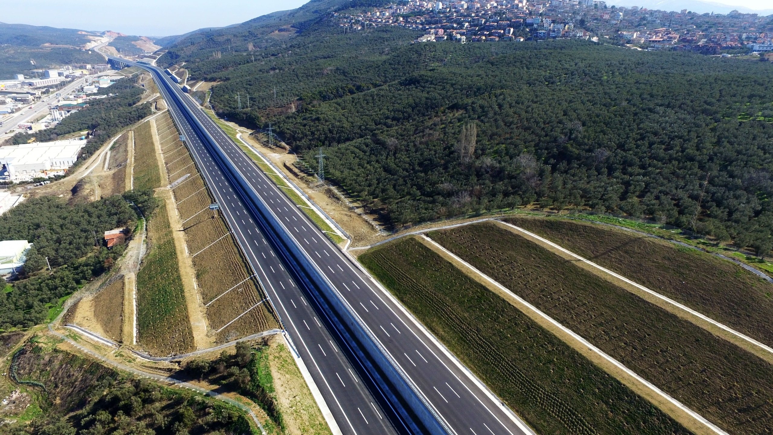 Ulaştırma ve Altyapı Bakanı Abdulkadir