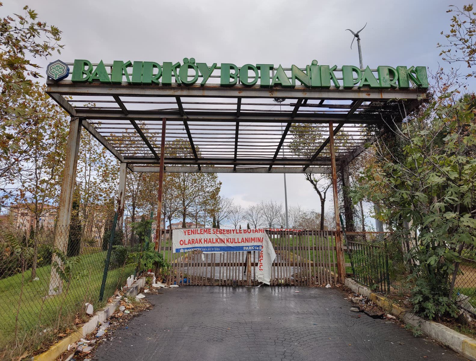 İstanbul Bakırköy'deki Botanik Parkı, bakımsızlık