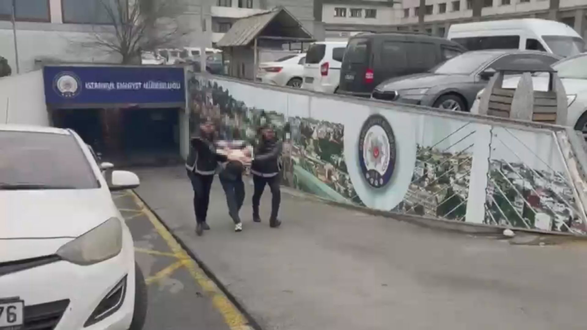 Azerbaycan’dan Getirilen Silahlı Suç Örgütü Lideri İstanbul’da Tutuklandı