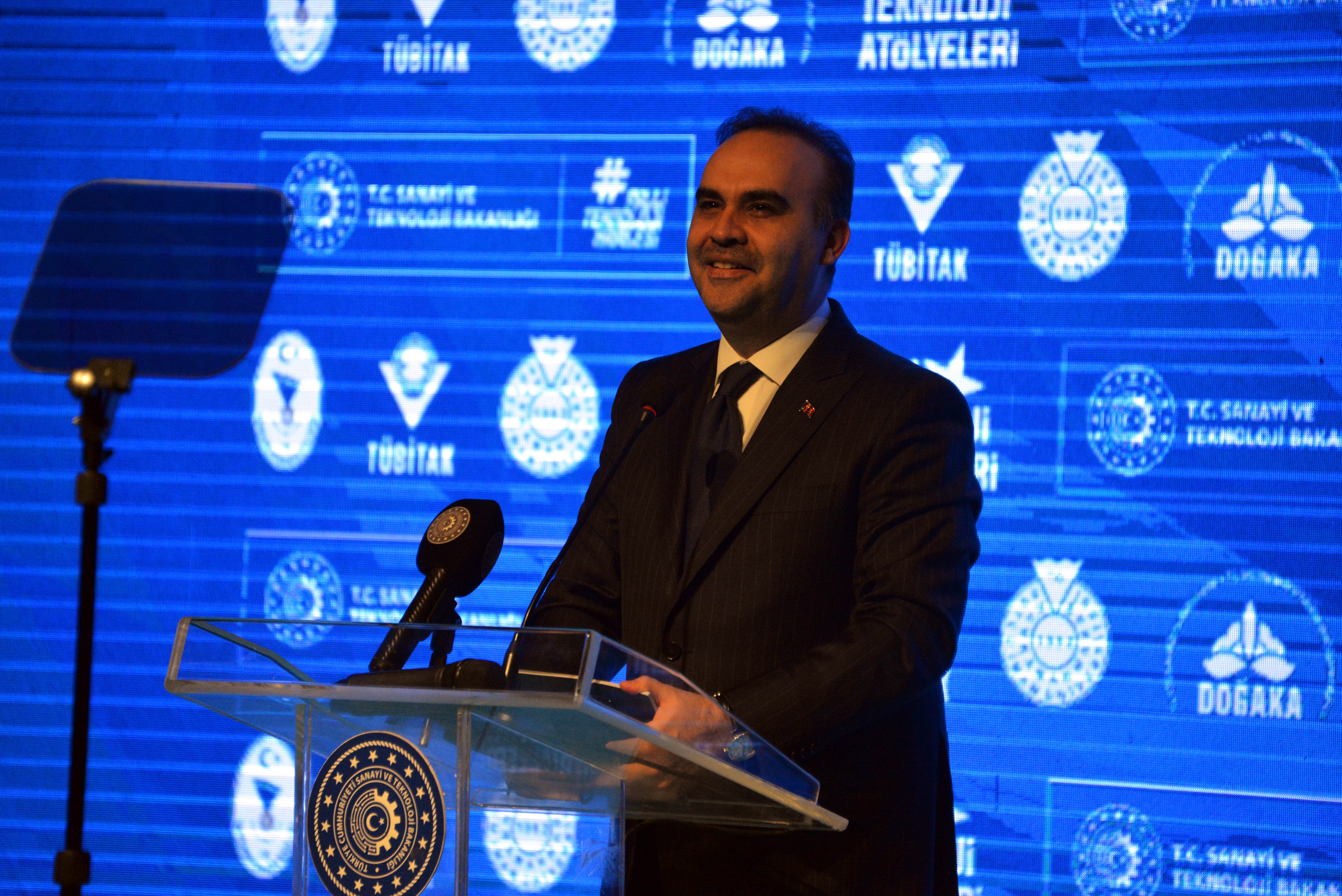 Sanayi ve Teknoloji Bakanı Mehmet