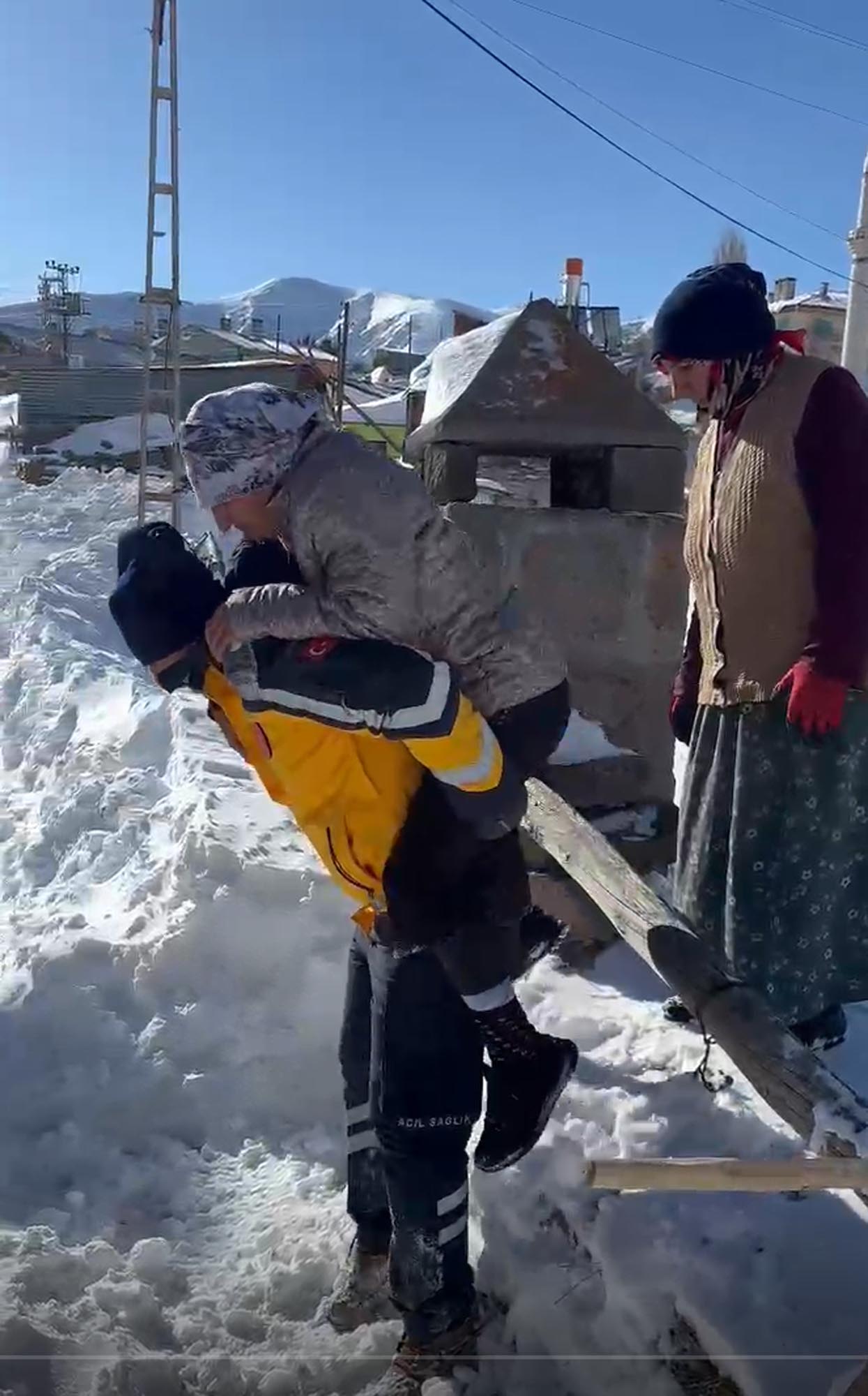 Ardahan Posof'ta sağlık ekipleri,