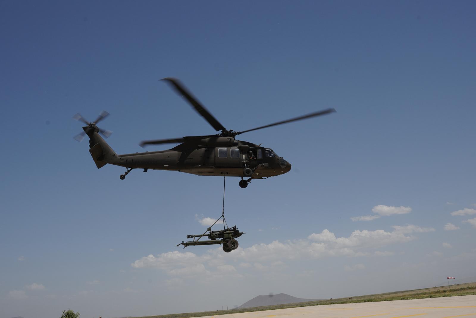 MKE BORAN hafif çekili obüsü,