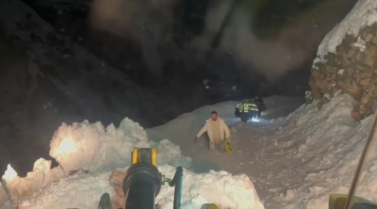 Hakkari'de çığ düşmesi sonucu