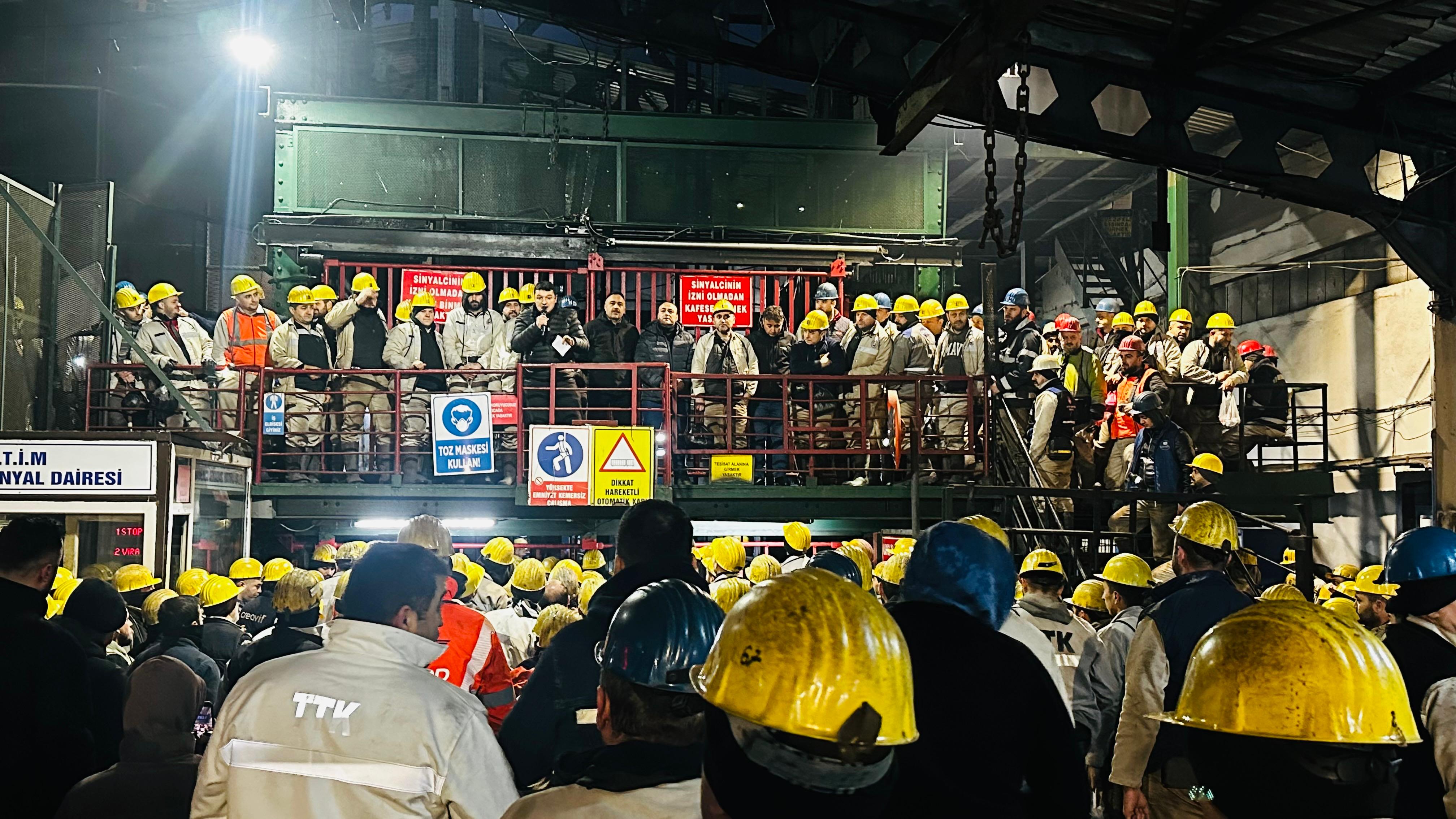 Zonguldak'ta TTK madencileri, banka promosyon