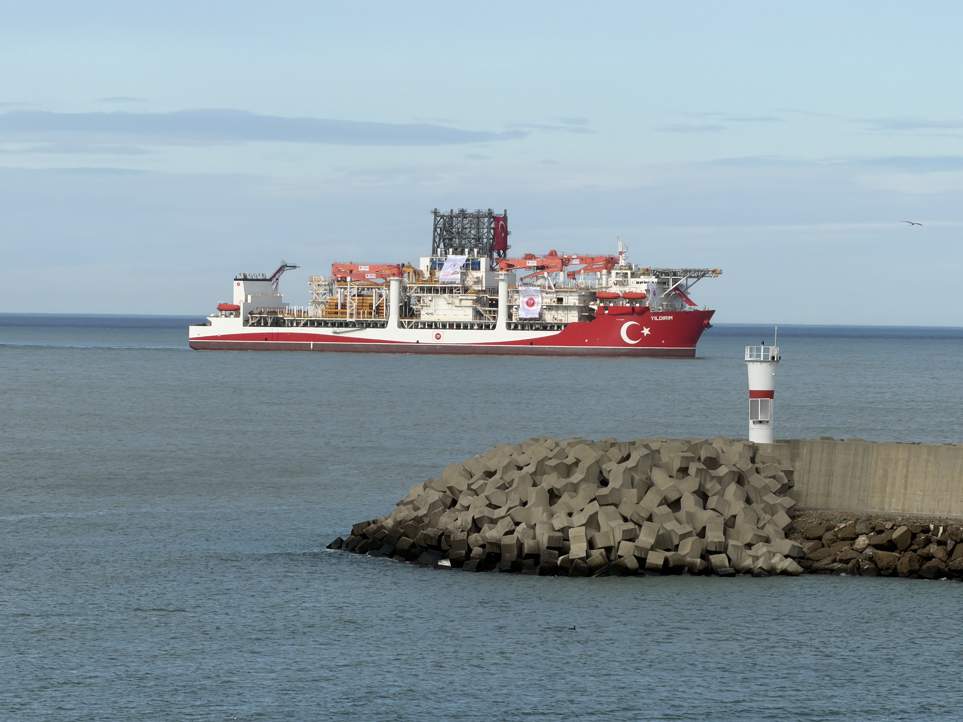 Türkiye'nin 6. sondaj gemisi Yıldırım,