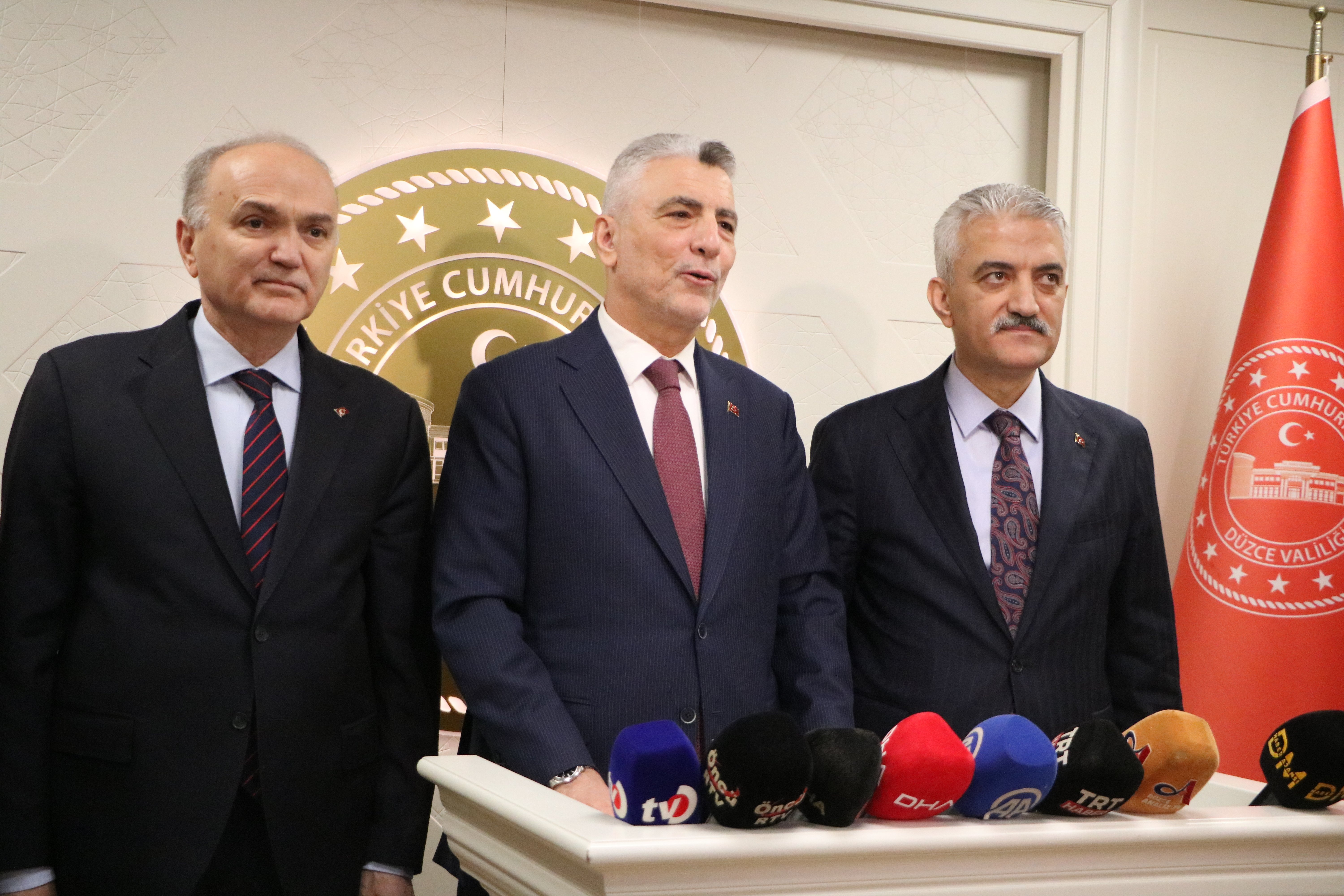 Ticaret Bakanı Bolat’tan Düzce Esnafına 100 Milyon Liralık Can Suyu!