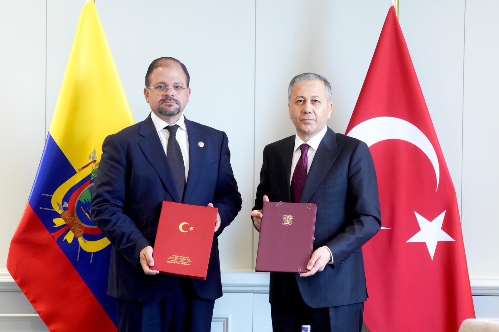 İçişleri Bakanı Ali Yerlikaya, Ekvadorlu
