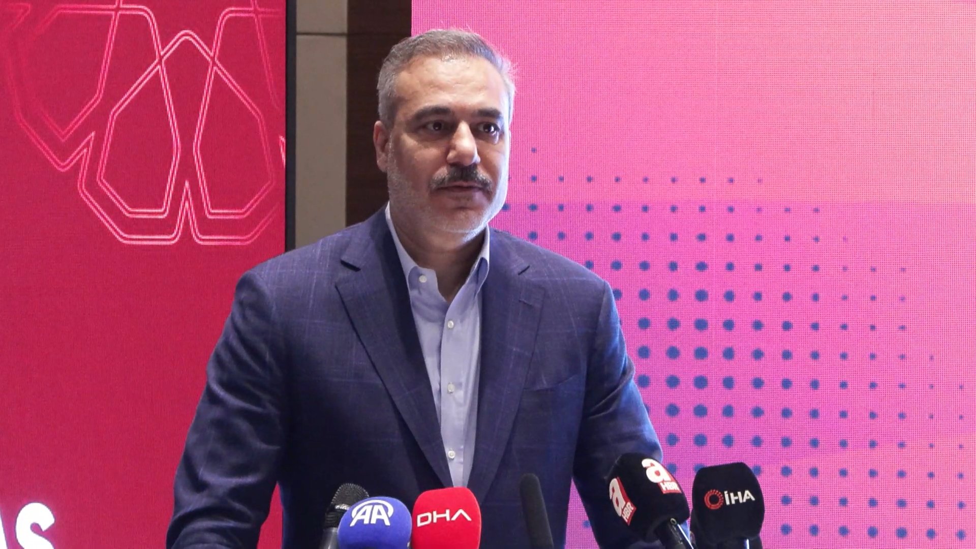 Dışişleri Bakanı Hakan Fidan, TÜGVA