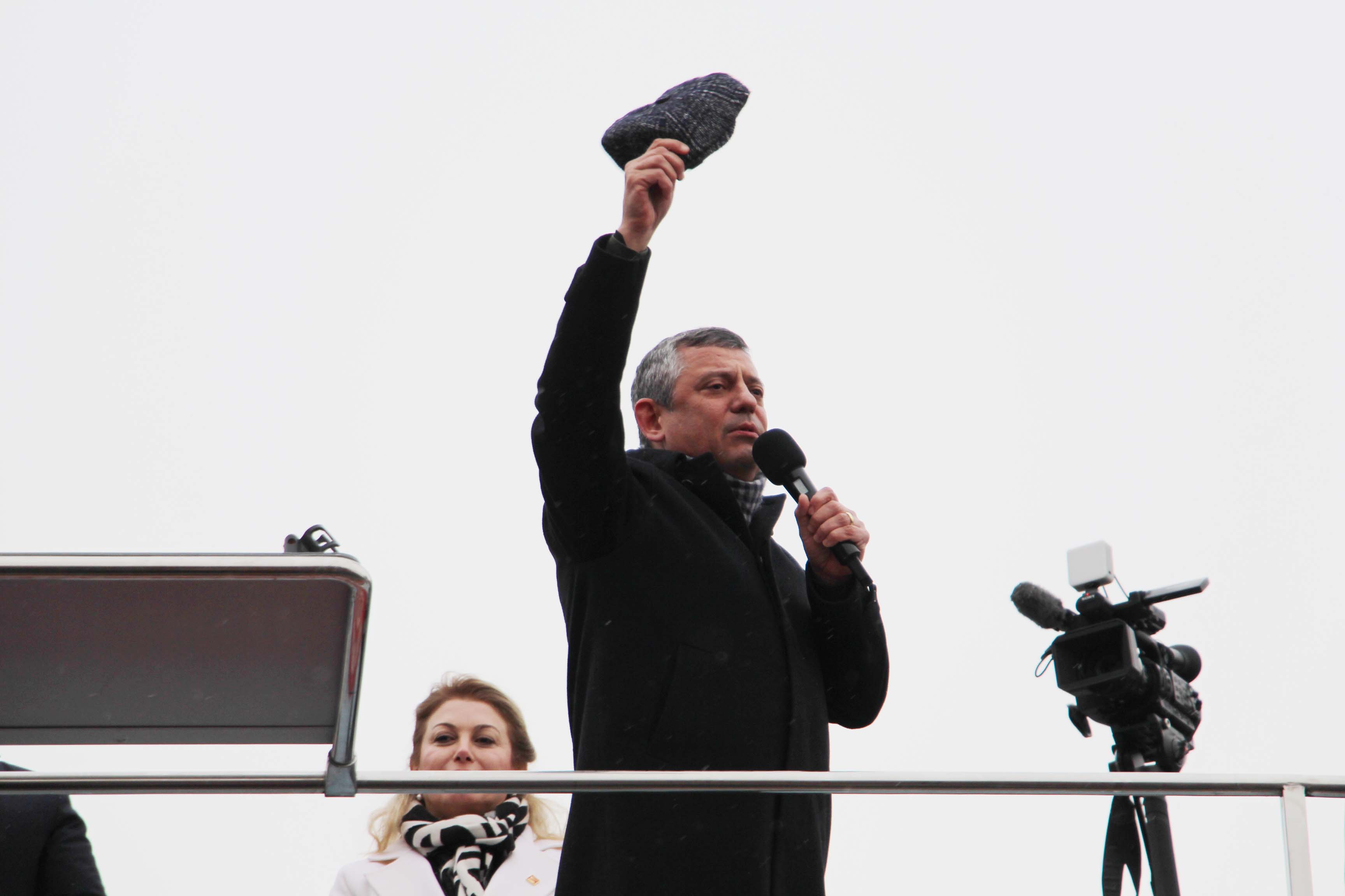 CHP Genel Başkanı Özgür Özel,