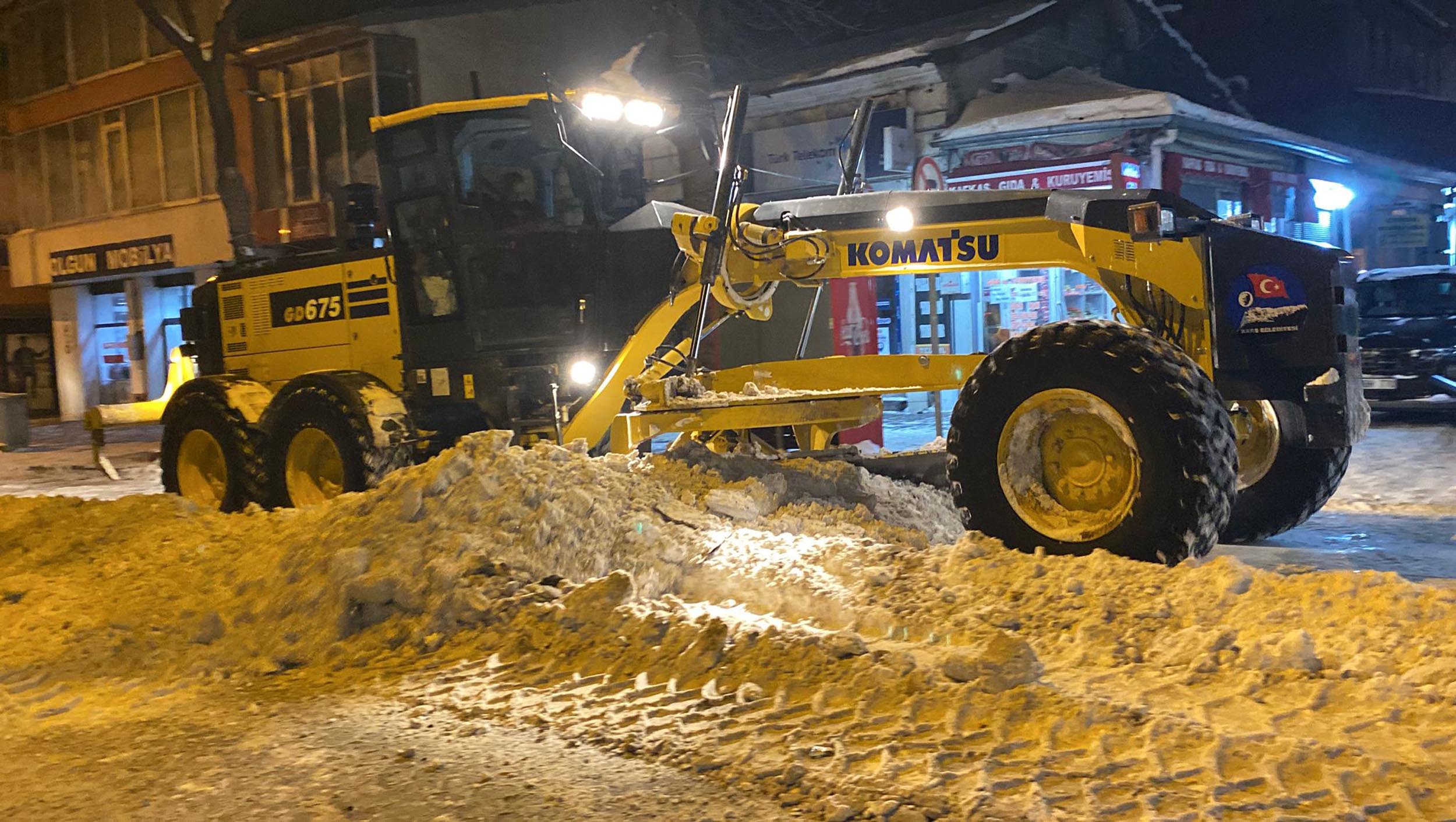 Kars Belediyesi, yoğun kar yağışının