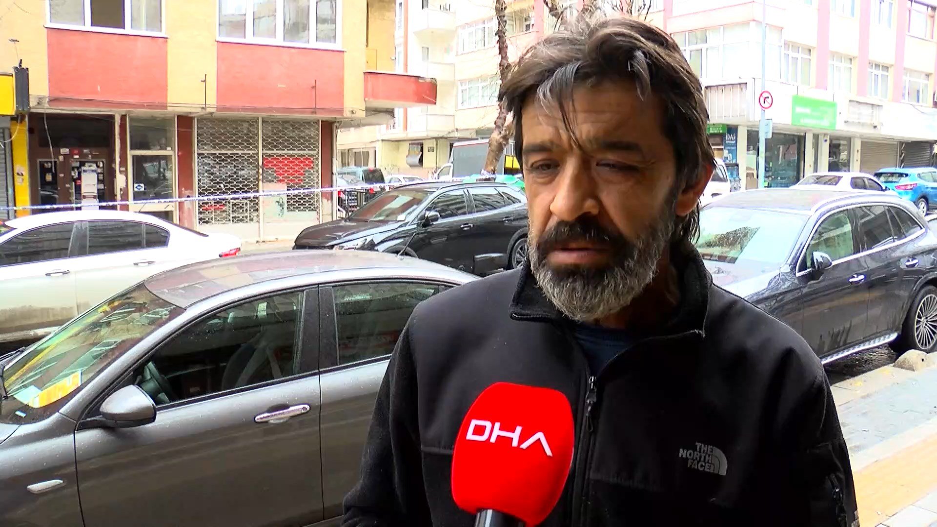 İstanbul Bahçelievler'de tahliye edilmiş binanın