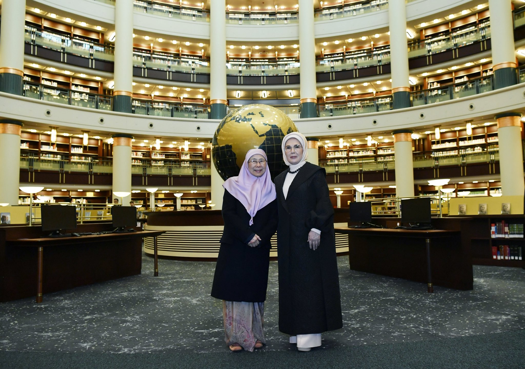 Emine Erdoğan, Malezya Başbakanı'nın