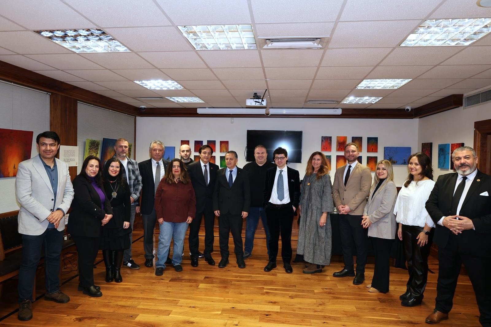 Küresel Gazeteciler Konseyi (KGK), Londra'da