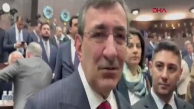 Cumhurbaşkanı Yardımcısı Cevdet Yılmaz, emeklilere