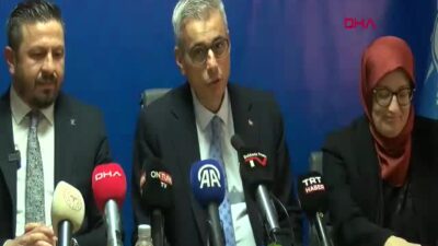 Sağlık Bakanı Kemal Memişoğlu, AK