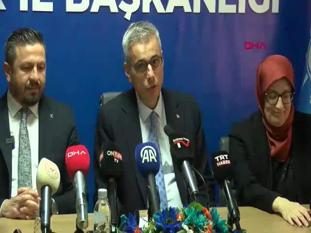 Sağlık Bakanı Kemal Memişoğlu,