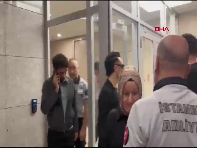 Mabel Matiz, 'Perperişan' şarkısı