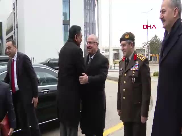 Milli Savunma Bakanı Yaşar