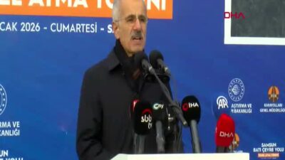 Ulaştırma ve Altyapı Bakanı Abdulkadir