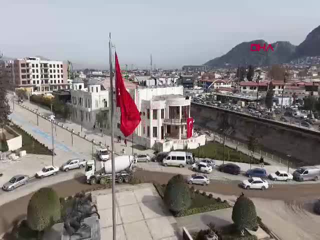 6 Şubat depreminde yıkılan