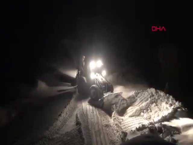 Şırnak'ın Beytüşşebap ilçesinde kar