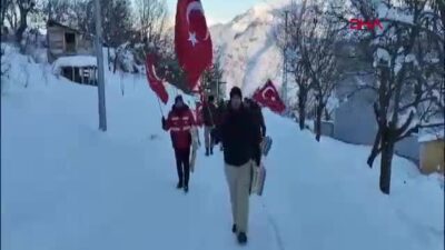 Erzurum İspir'de bir grup genç,