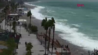 Antalya'da etkili olan fırtına ve
