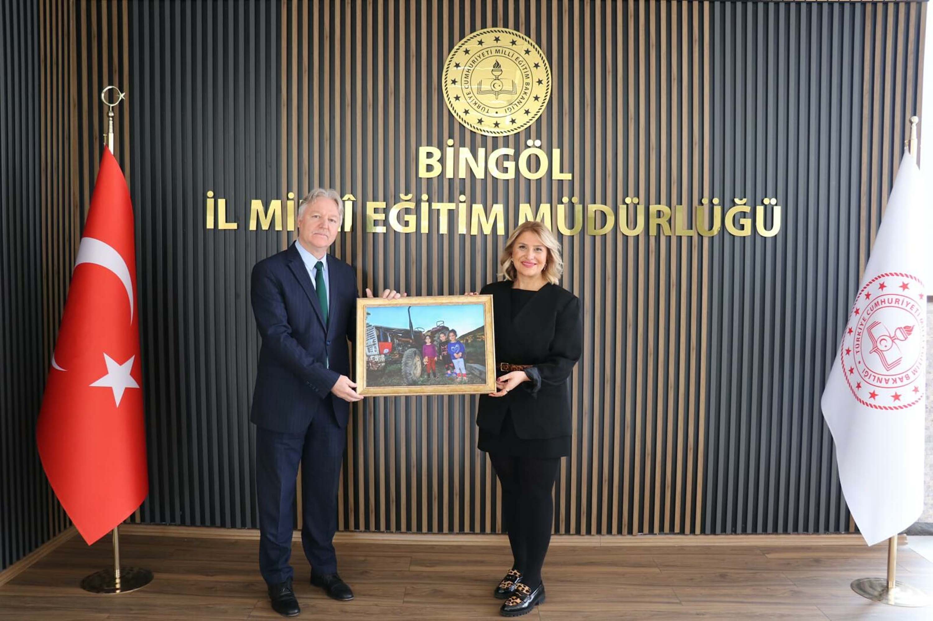 Bingöl'deki köy okullarında okuyan 150