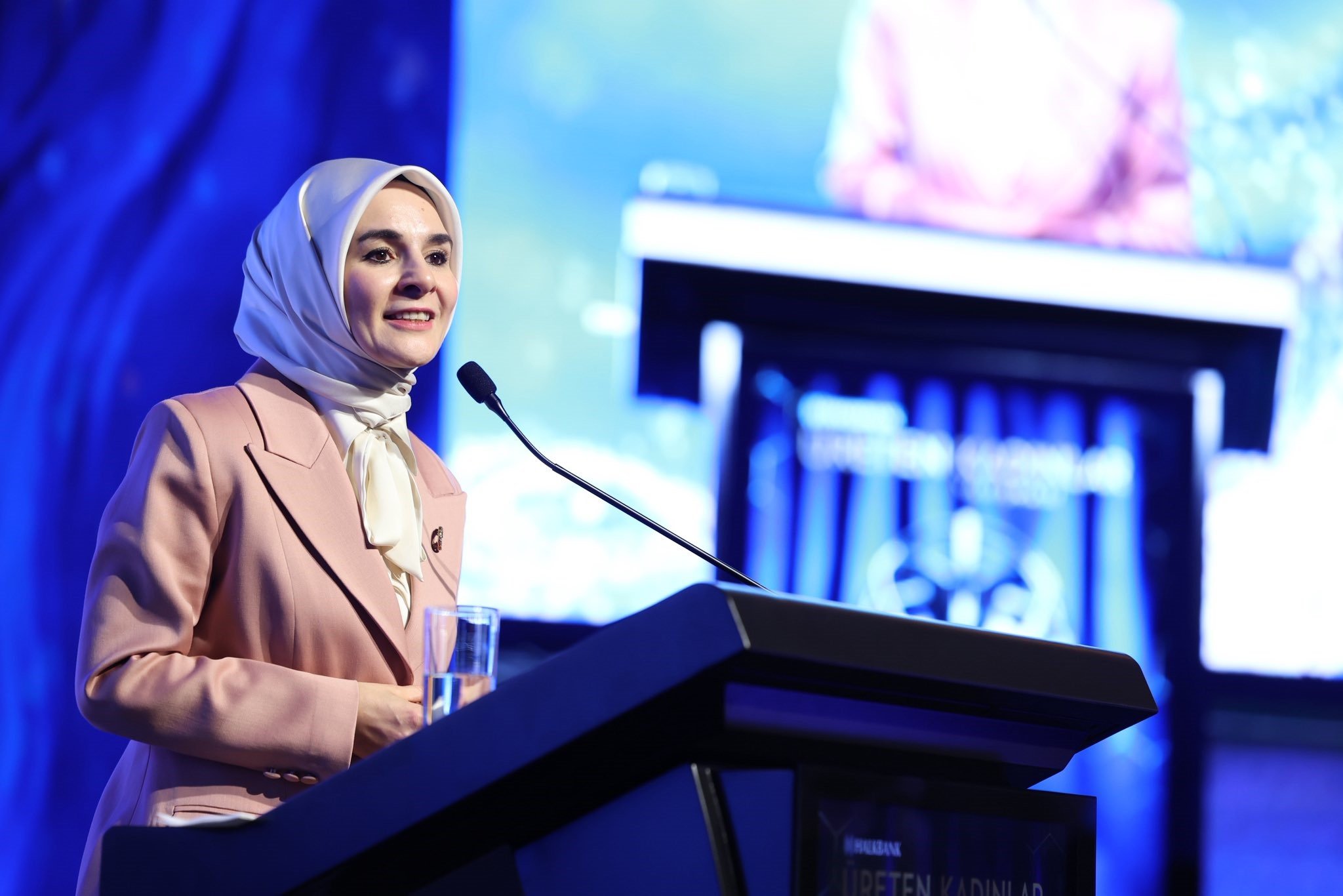 Aile ve Sosyal Hizmetler Bakanı