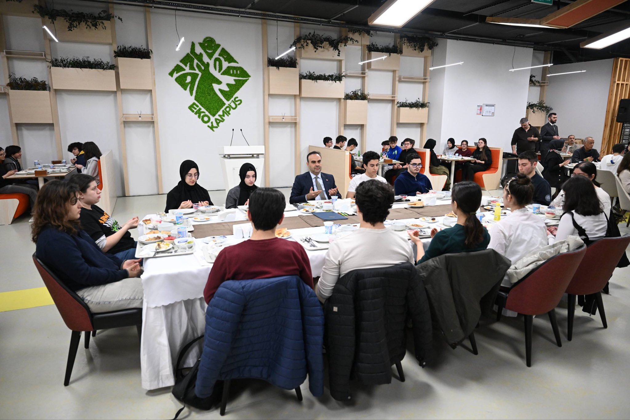 Sanayi ve Teknoloji Bakanı Mehmet