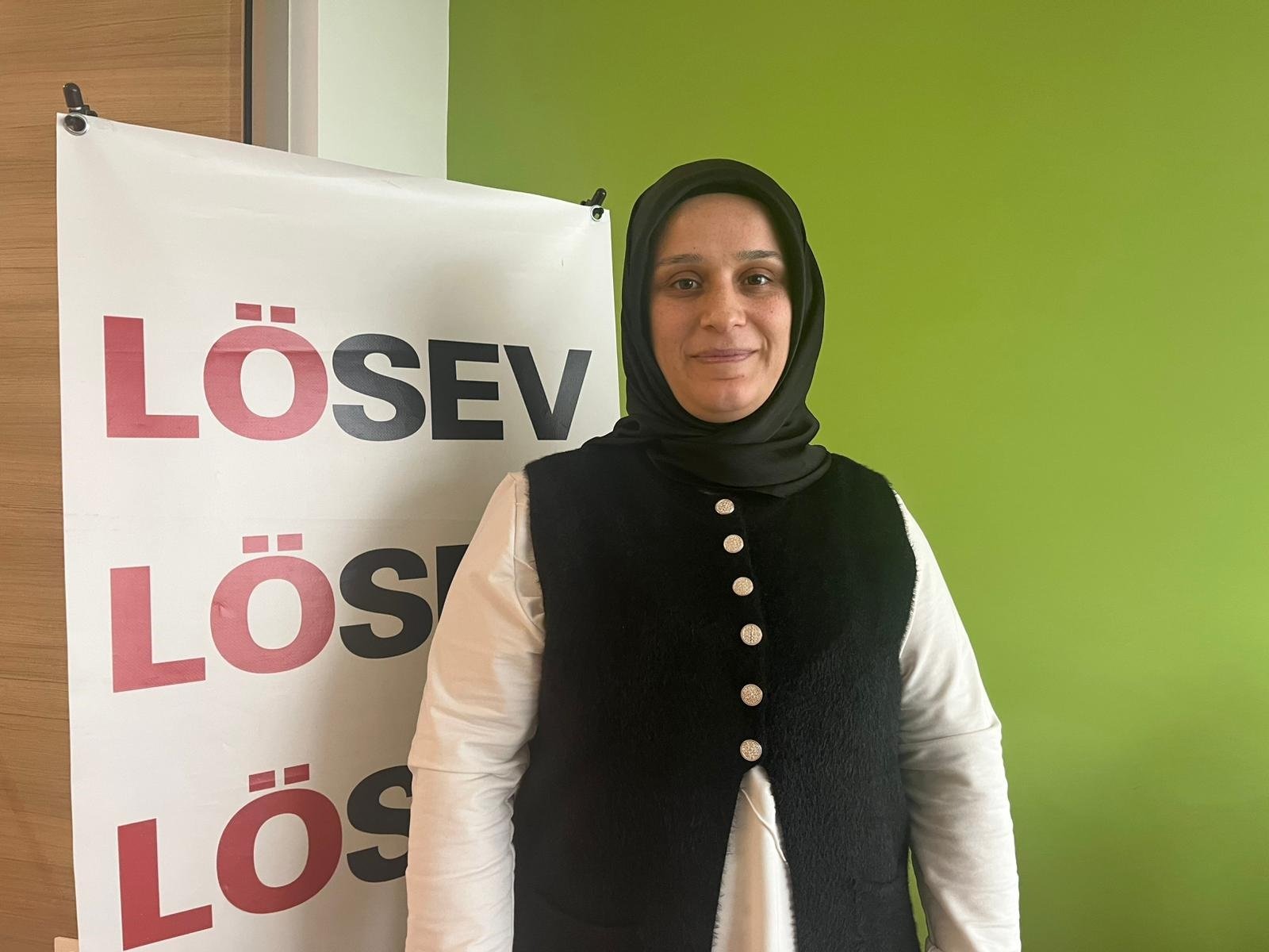 LÖSEV, meme kanseri hastası Zeynep