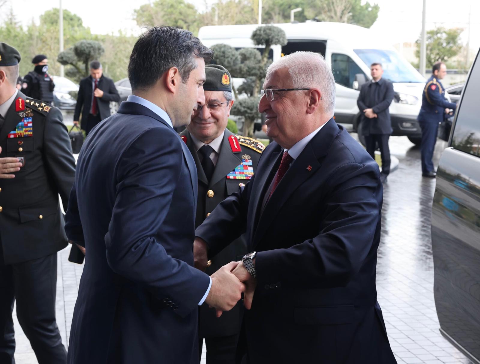 Milli Savunma Bakanı Yaşar Güler,