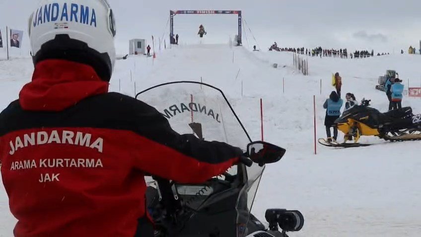 Rize Handüzü Yaylası'ndaki Dünya Kar