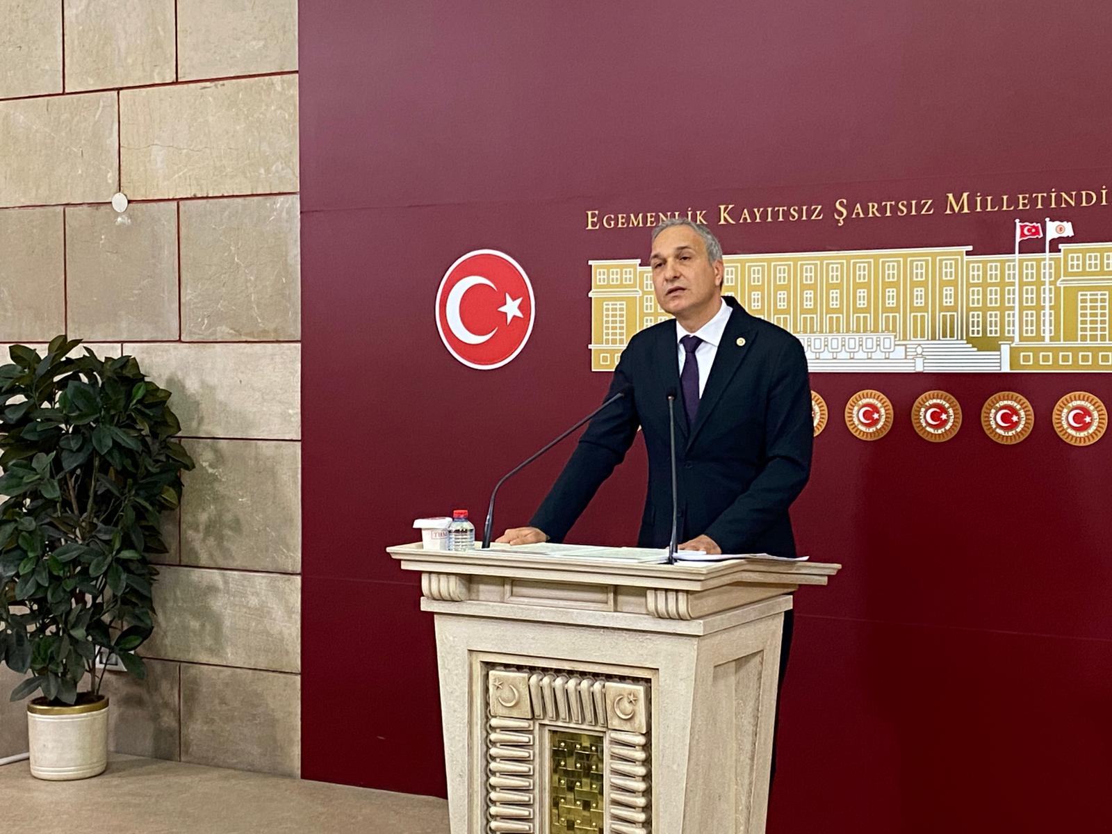 CHP'li Suat Özçağdaş, vakıf ve