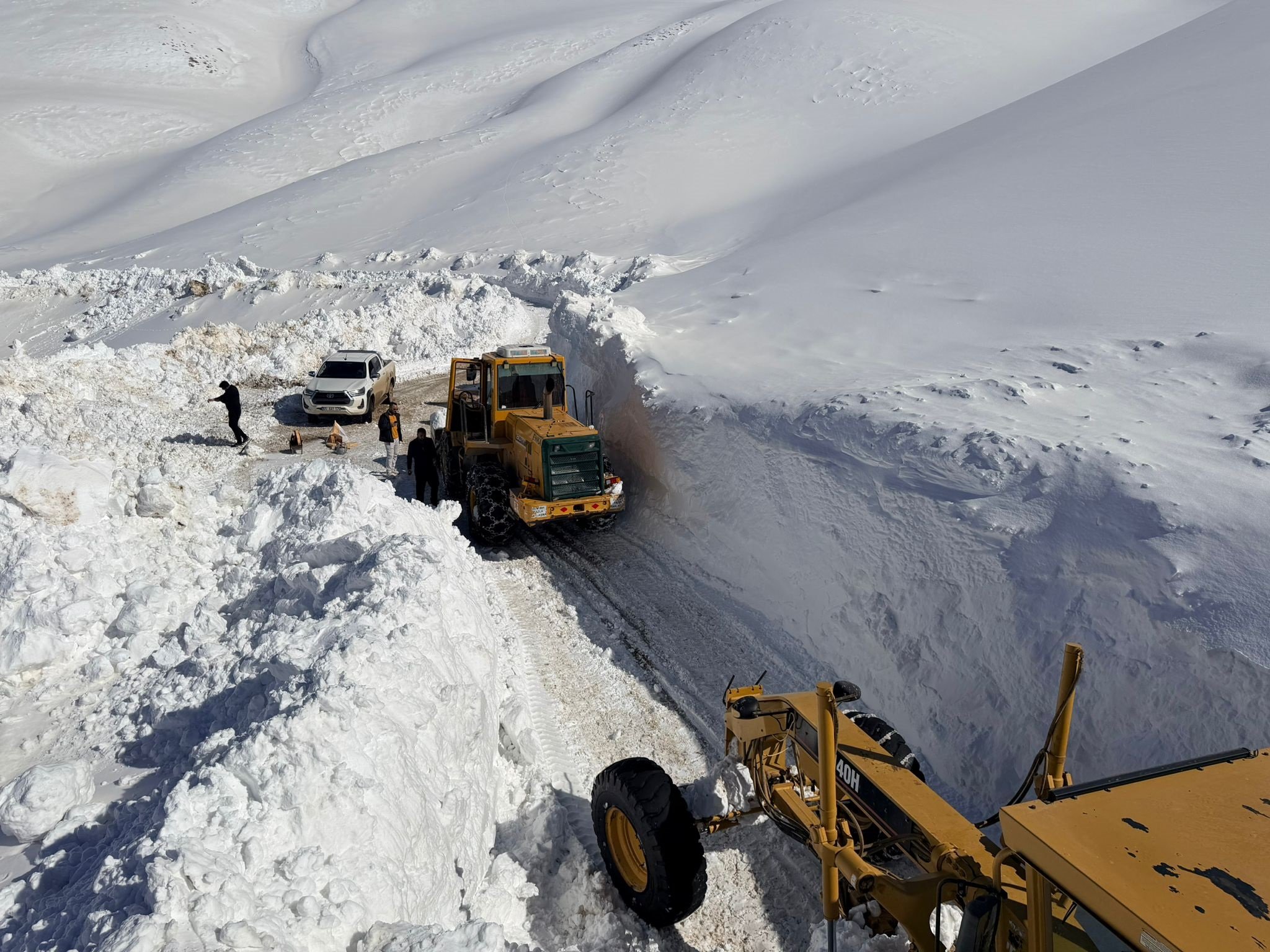 Van'ın Bahçesaray ilçesinde 3300 rakımdaki