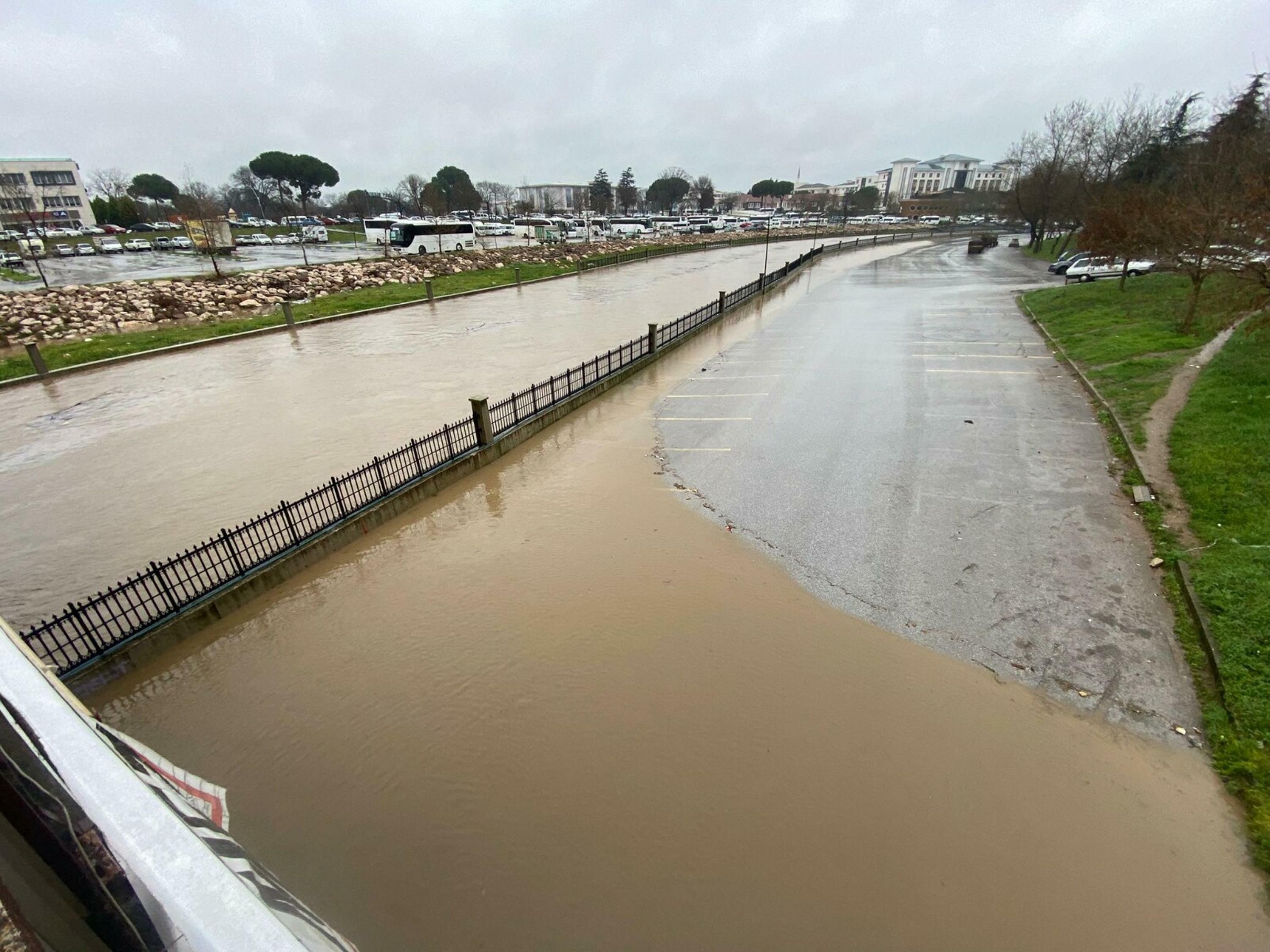 Çanakkale'de sağanak yağış Kepez ve