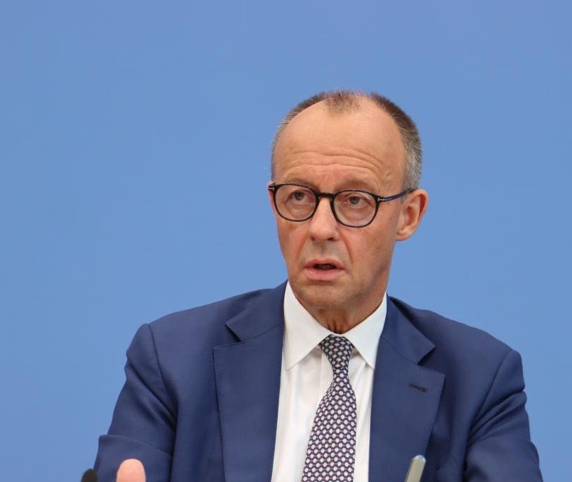 Almanya Başbakanı Friedrich Merz, İran'ın