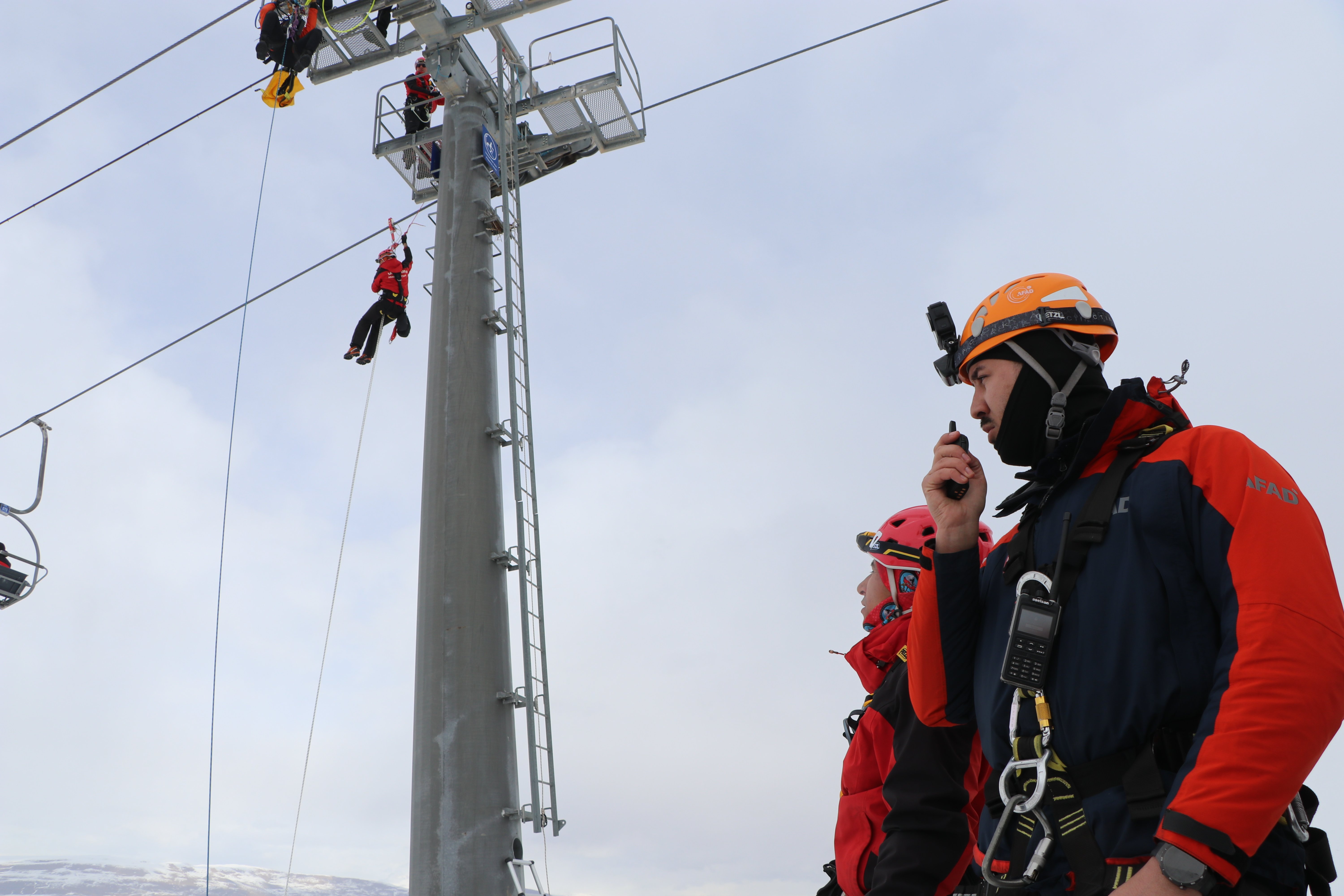 Van'da AFAD, polis, jandarma ve