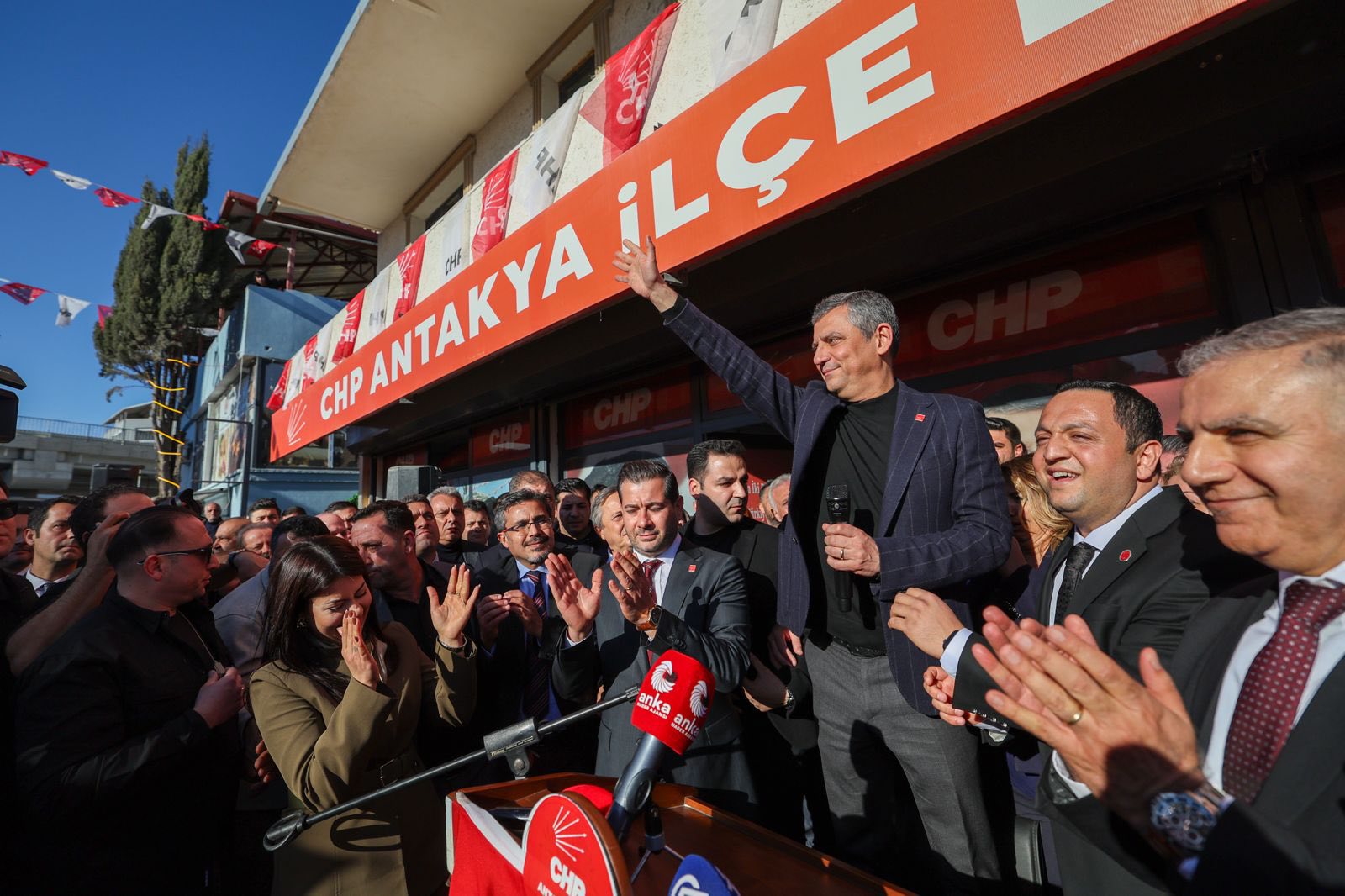 CHP Genel Başkanı Özgür Özel,